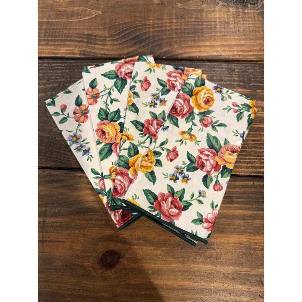 Vintage Floral Napkins Set of 4 Cottagecore Roses‎ Cotton Scotchgard Treated 90s